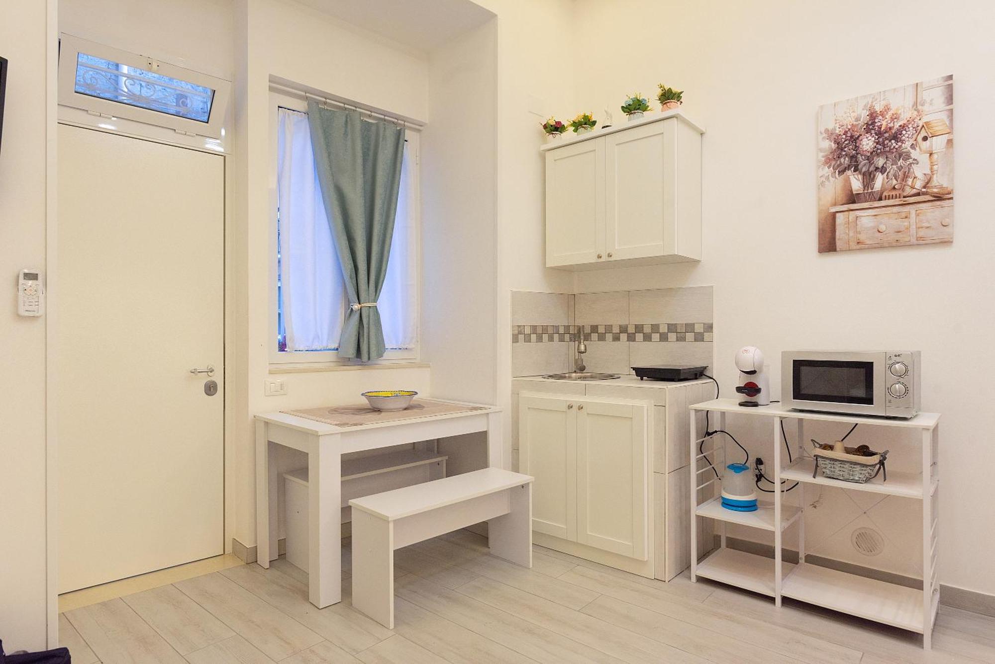 House Benedetta Centro Di Napoli Apartment Bagian luar foto